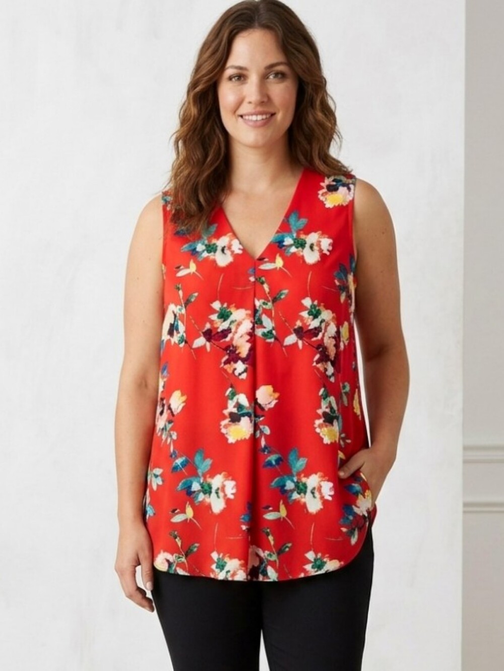 Rose + Olive Red Floral V-Neck Sleeveless Blouse, Pleated top, size M